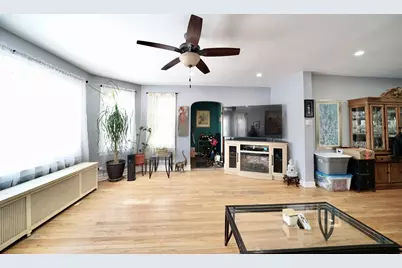 3104 N 76th Court, Elmwood Park, IL 60707 - Photo 3