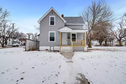 906 S 5th Street, Rockford, IL 61104 - Photo 1