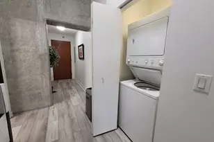 235 W Van Buren St, Chicago, IL 60607 - Photo 13