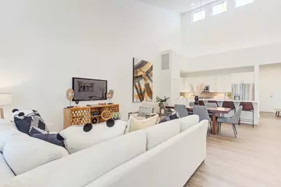 555 Lakeview Parkway, Vernon Hills, IL 60061 - Photo 5