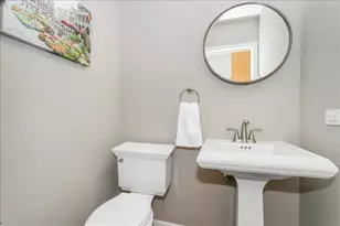 800 Windemere Ln, Lake Zurich, IL 60047 - Photo 13