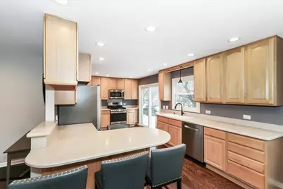 800 Windemere Lane, Lake Zurich, IL 60047 - Photo 9