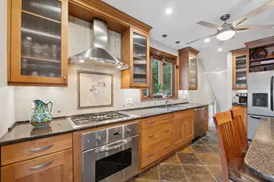 369 Addison Rd, Riverside, IL 60546 - Photo 7