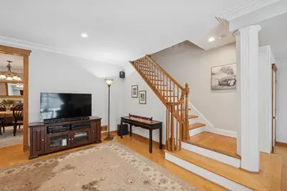 369 Addison Road, Riverside, IL 60546 - Photo 5