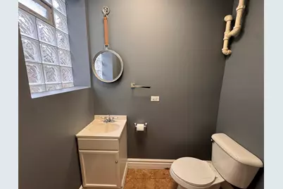 7005 N Glenwood Avenue, Chicago, IL 60626 - Photo 9