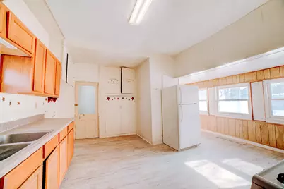 [Address not provided], Watseka, IL 60970 - Photo 13