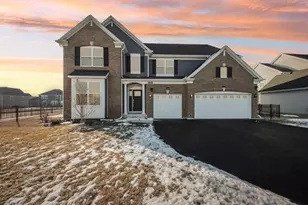 1842 Coralito Ln, Elgin, IL 60124 - Photo 1