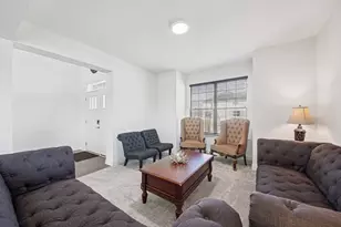 1842 Coralito Ln, Elgin, IL 60124 - Photo 5