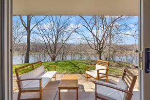 6000 E Lake Dr, Lisle, IL 60532 - Photo 9