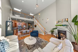 2329 N Leavitt St, Chicago, IL 60647 - Photo 11