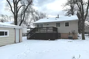 147 E Maple Dr, Glenwood, IL 60425 - Photo 13