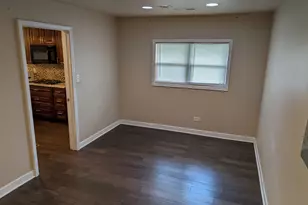 17511 Winston Dr, Country Club Hills, IL 60478 - Photo 5