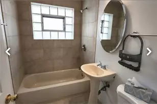 8847 La Crosse Ave, Skokie, IL 60077 - Photo 9