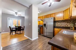 900 Croghan Ave, Joliet, IL 60436 - Photo 9