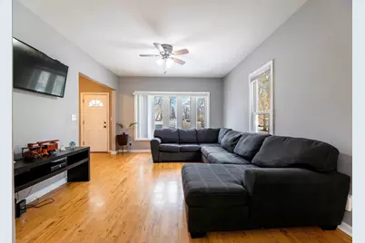 900 Croghan Avenue, Joliet, IL 60436 - Photo 5