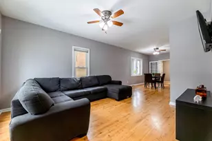 900 Croghan Ave, Joliet, IL 60436 - Photo 3
