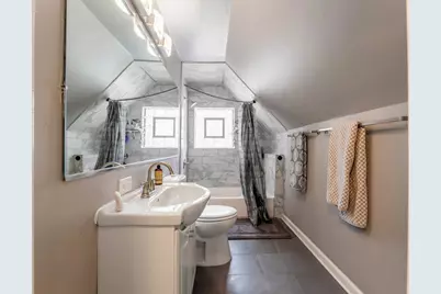 900 Croghan Avenue, Joliet, IL 60436 - Photo 21