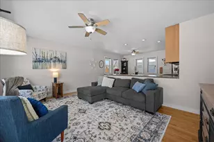 111 Ridge Ln, Geneva, IL 60134 - Photo 3