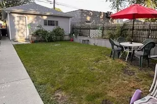 3325 N Ridgeway Ave, Chicago, IL 60618 - Photo 9