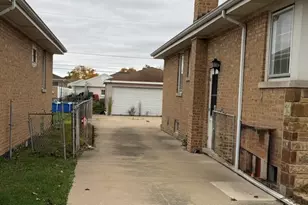 4511 Rose St, Schiller Park, IL 60176 - Photo 3