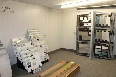 325 W Elm Street, Sycamore, IL 60178 - Photo 13