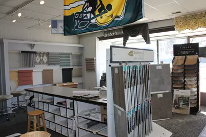 325 W Elm Street, Sycamore, IL 60178 - Photo 3