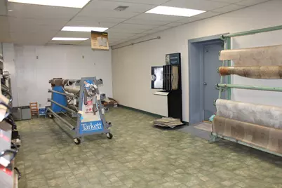 325 W Elm Street, Sycamore, IL 60178 - Photo 19