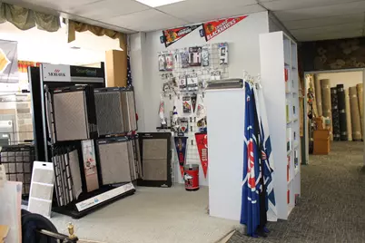 325 W Elm Street, Sycamore, IL 60178 - Photo 5