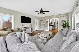 371 S Madison St, Oswego, IL 60543 - Photo 15