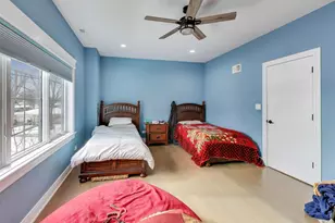 8511 Mango Ave, Morton Grove, IL 60053 - Photo 23