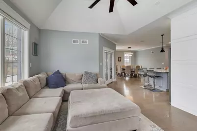 8511 Mango Avenue, Morton Grove, IL 60053 - Photo 11