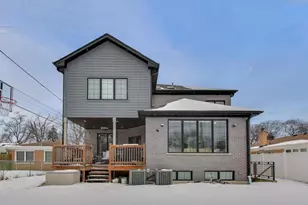 8511 Mango Ave, Morton Grove, IL 60053 - Photo 31