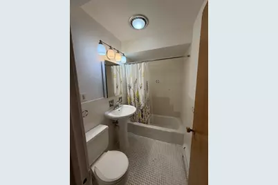 6250 N Kenmore Avenue #501, Chicago, IL 60660 - Photo 9