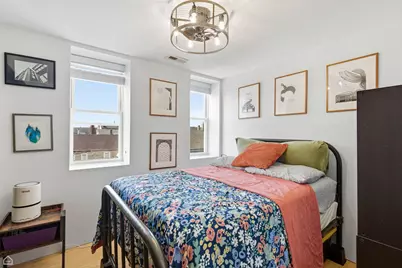 1811 W 17th Street #303, Chicago, IL 60608 - Photo 7