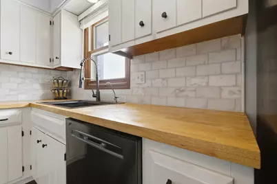 29W200 Forest Avenue, West Chicago, IL 60185 - Photo 15