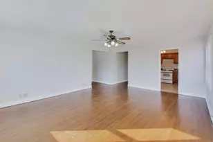 8428 McCormick Blvd, Skokie, IL 60076 - Photo 25