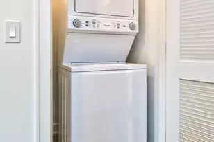 9396 Landings Ln, Des Plaines, IL 60016 - Photo 21