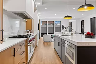 3846 N Bell Ave, Chicago, IL 60618 - Photo 9