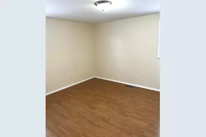 335 E Mulberry Drive, Glenwood, IL 60425 - Photo 7