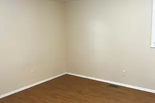 335 E Mulberry Dr, Glenwood, IL 60425 - Photo 7