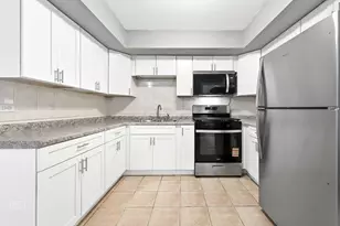 115 Dover Dr, Des Plaines, IL 60018 - Photo 5