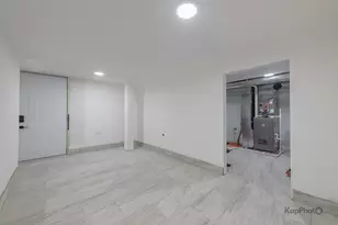 3044 W Irving Park Rd, Chicago, IL 60618 - Photo 31