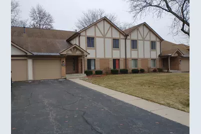 905 Surrey Drive #2B, Schaumburg, IL 60193 - Photo 1
