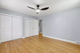 2444 W Berwyn Ave, Chicago, IL 60625 - Photo 9