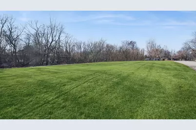 722 S 9th Avenue, Saint Charles, IL 60174 - Photo 15