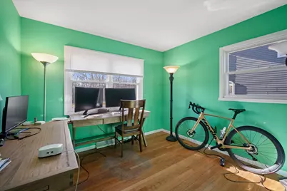 722 S 9th Avenue, Saint Charles, IL 60174 - Photo 9