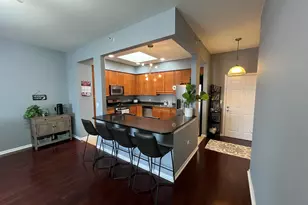 390 S Western Ave, Des Plaines, IL 60016 - Photo 11