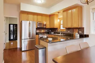 2852 N Damen Ave, Chicago, IL 60618 - Photo 7