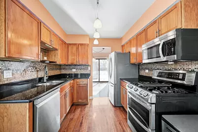 1678 Groton Court #1678, Wheaton, IL 60189 - Photo 11