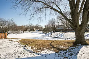 1678 Groton Ct, Wheaton, IL 60189 - Photo 25